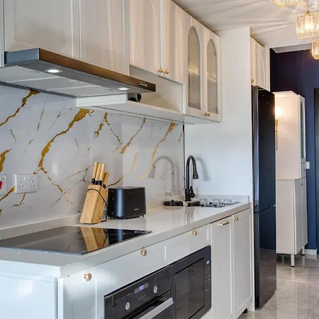 Official Mercury Premium Two Bedroom Living With Ac Saint Julian's