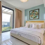 Official Mercury Premium Two Bedroom Living With Ac *