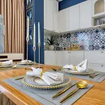 아파트 Official Mercury Premium Two Bedroom Living With Ac *