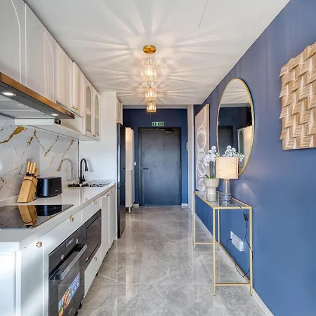 Official Mercury Premium Two Bedroom Living With Ac Appartement San Ġiljan