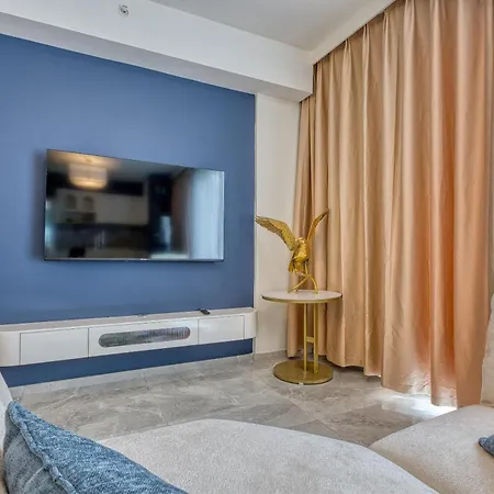 Official Mercury Premium Two Bedroom Living With Ac Appartement