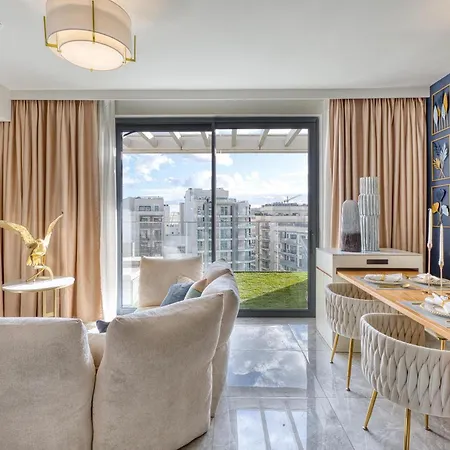 Official Mercury Premium Two Bedroom Living With Ac Lejlighed