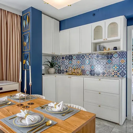 Official Mercury Premium Two Bedroom Living With Ac *