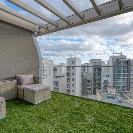 Official Mercury Premium Two Bedroom Living With Ac Appartement