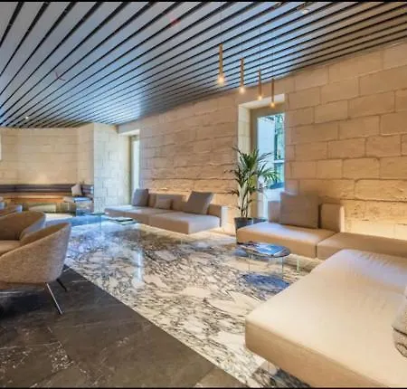 Appartement Official Mercury Premium Two Bedroom Living With Ac *