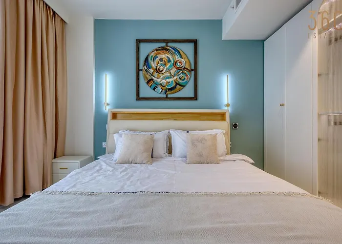 Apartament Official Mercury Premium Two Bedroom Living With Ac St. Julian's