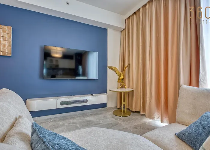 Official Mercury Premium Two Bedroom Living With Ac Apartament